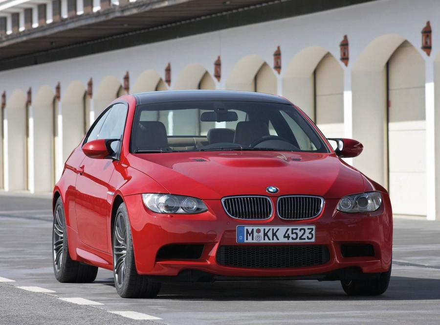  BMW M3 2008 года  (фото 36 из 219)